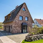 Reethuis-am-dorfteich-ferienhaus-stephanie-02 * Wenningstedt-Braderup